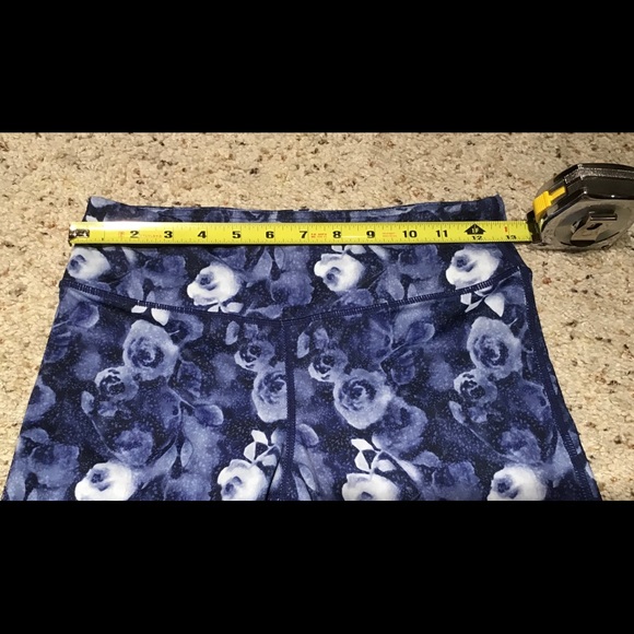 Inner Spirit Blue Floral Leggings - Picture 5 of 6